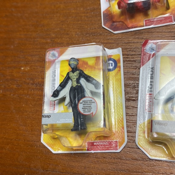‼️5/$15‼️ Five Marvel Thor & Wasp Minis - Picture 2 of 4